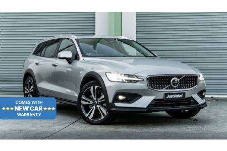 Volvo V60 Cross Country Ultimate B5 Bright MY23