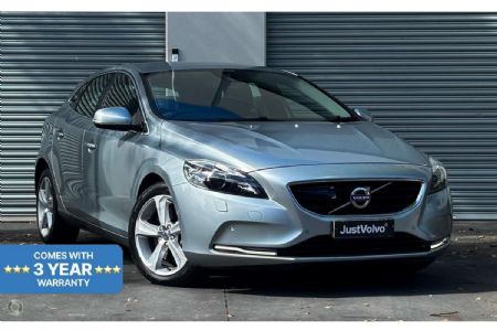 V40 T4 Luxury in Silver