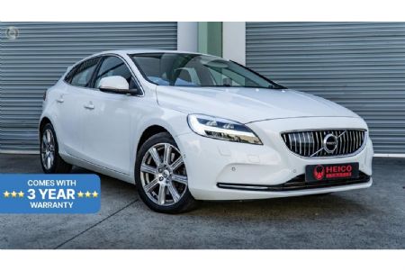 V40 D4 Inscription MY17 in White