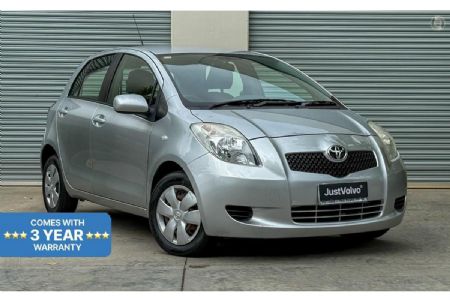 Toyota Yaris YR MY09 in Silver